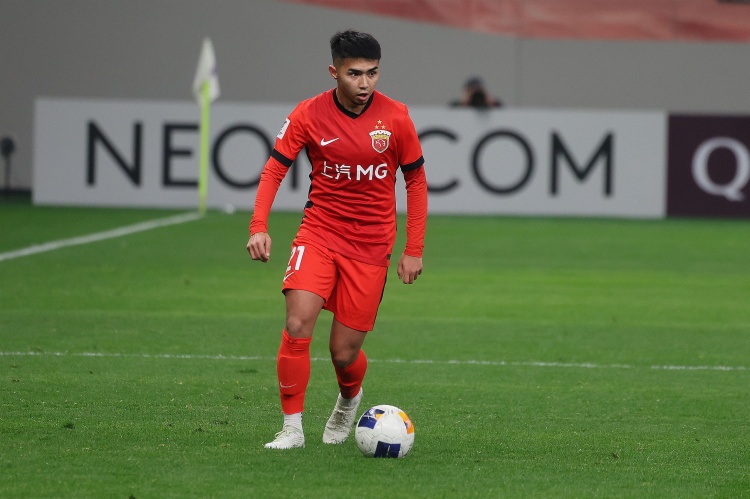 直播吧:海港边锋艾菲尔丁加盟亚泰 亚泰还将争取四名球员加盟